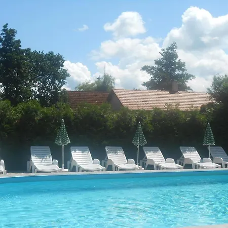 Fuer 4 Personen 2 Ca 60 Qm In Balatonmariafuerdoe, Westungarn Plattensee Apartament Balatonmáriafürdő