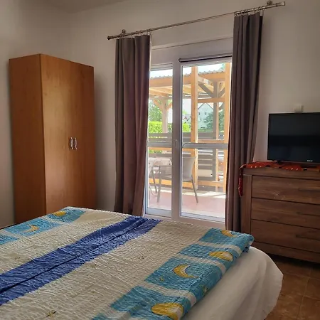 Fuer 4 Personen 2 Ca 60 Qm In Balatonmariafuerdoe, Westungarn Plattensee Apartament *