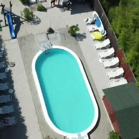 Apartament Fuer 4 Personen 2 Ca 60 Qm In Balatonmariafuerdoe, Westungarn Plattensee *